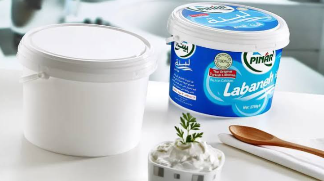 Understanding In-Mold Labeling in Modern Plastic Packaging